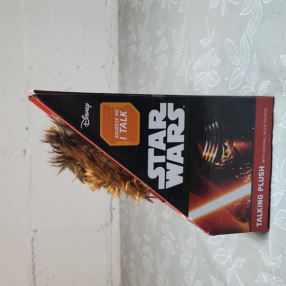 Starwars The Force Awakens Chewbacca Talking Plushie - Picture 2 of 5